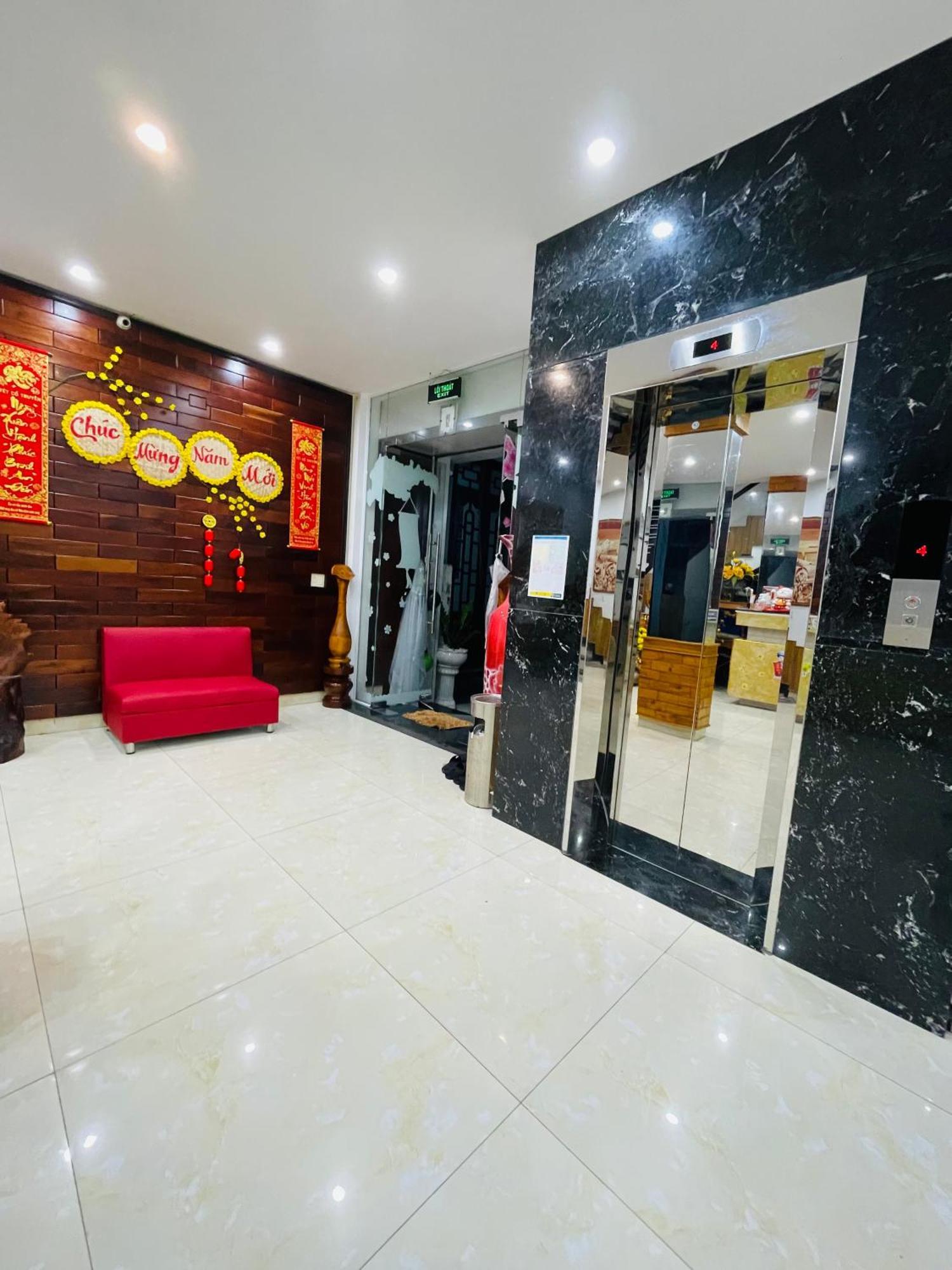 Sapphire Hotel Hue Exterior photo